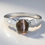 Anello placcato in platino con Scapolite Occhio di Gatto