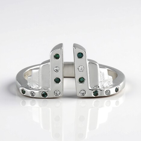 Anello in argento con Diamante Blu I3