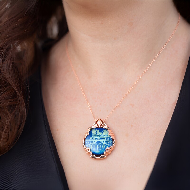 Collar en plata con Ámbar azul (Gems en Vogue)