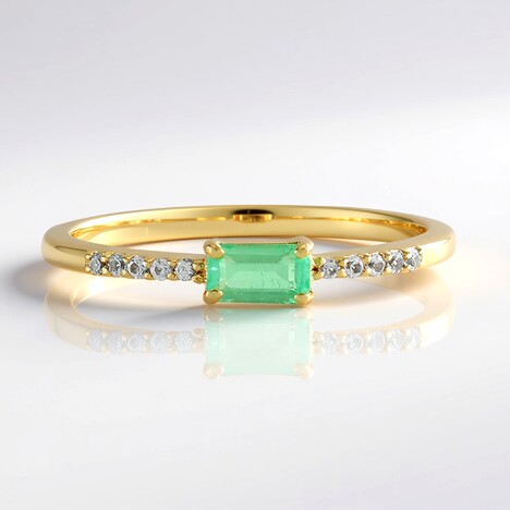 Anello in argento con Smeraldo Russo (Adela Silber)