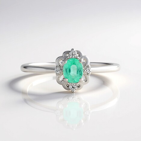 Anello in argento con Smeraldo Russo (Adela Silber)