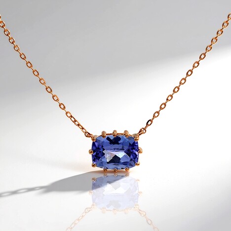 Collana in oro con Tanzanite AAA