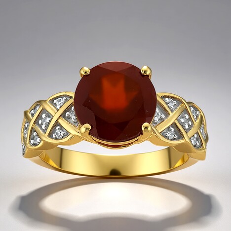 Anello in oro con Hessonite di Ceylon