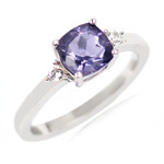 Anello in argento con Quarzo Mirtillo