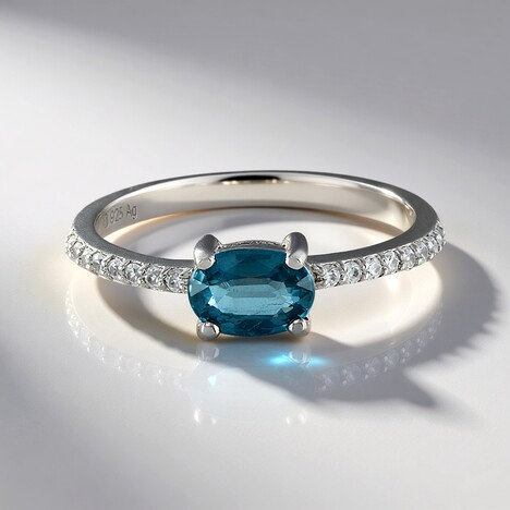 Anello in argento con Cianite Blu Foglia di Tè