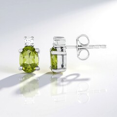 Orecchini in argento con Peridoto
