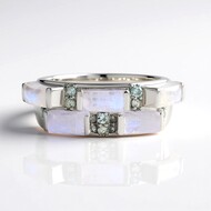 Anello in argento con Pietra di Luna Blu (KM by Juwelo)