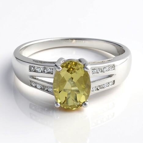 Anello in argento con Quarzo Oliva