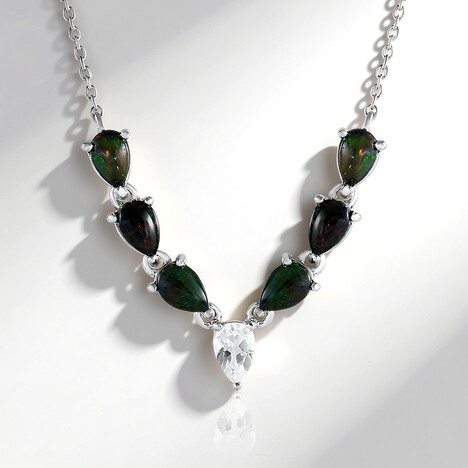 Collana in argento con Opale Mezezo
