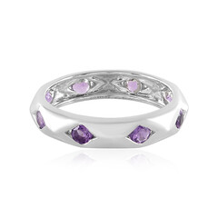 Anillo en plata con Amatista de Uruguay (de Melo Essence)