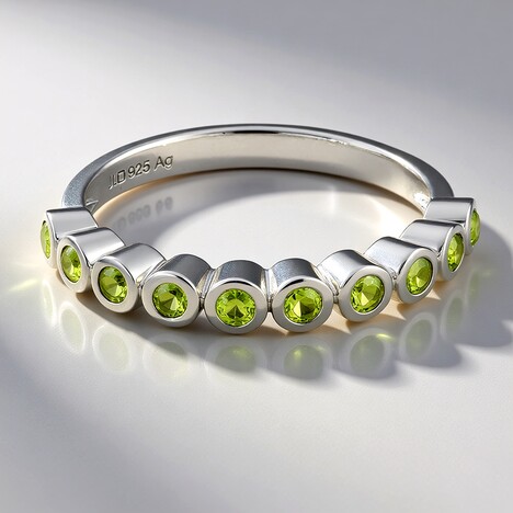 Anello in argento con Peridoto