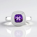 Anello in argento con Ametista del Marocco