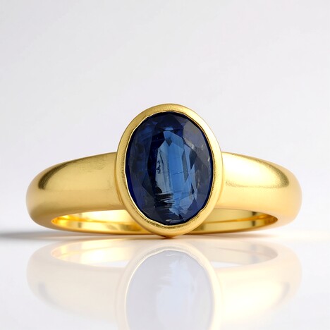 Anello in argento con Cianite del Nepal