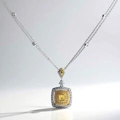 Collana in oro con Diamante Giallo SI2 (CIRARI)