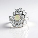 Anello in argento con Opale di Welo (Adela Silber)