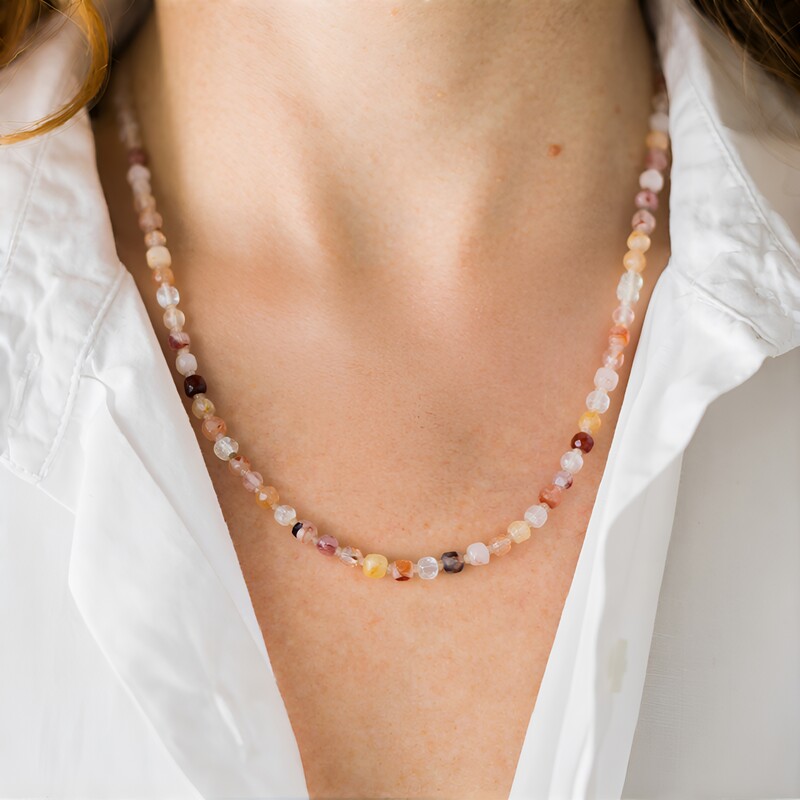 Edelstein-Silberhalskette