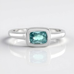Anello in argento con Zircone Ratanakiri