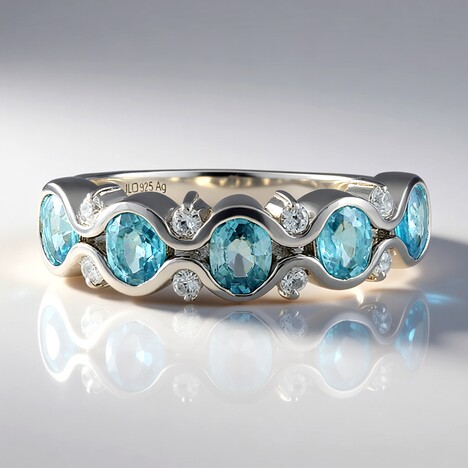 Anello in argento con Zircone Ratanakiri