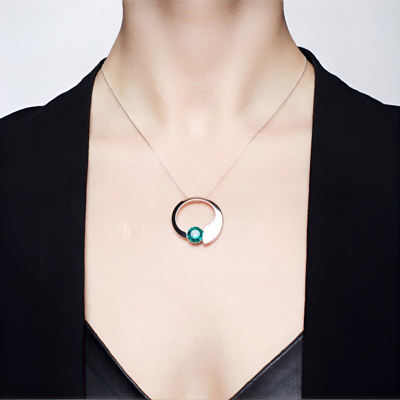 Ciondolo in argento con Zircone Ratanakiri