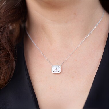 Petalit-Silbercollier