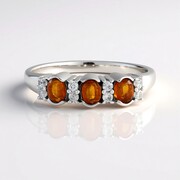 Anello in argento con Cianite Arancione