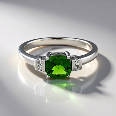 Anello in argento con Diopside Russo