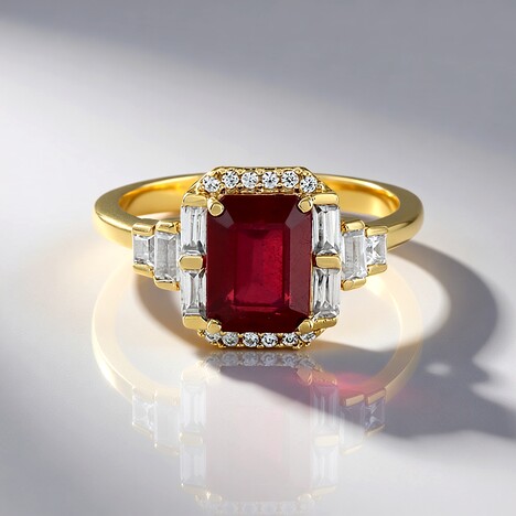 Anello in oro con Rubino Bemainty (Adela Gold)