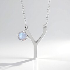 Collana in argento con Pietra di Luna Arcobaleno