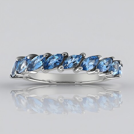Anello in argento con Acquamarina Ofiki