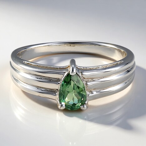Anello in argento con Apatite Russa