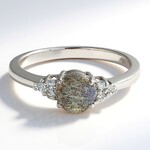 Anello in argento con Spectrolite