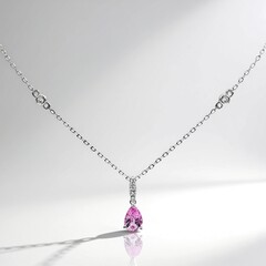 Collana in oro con Zaffiro Rosa