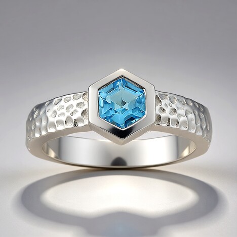 Anello in argento con Topazio Blu Svizzero (Pallanova)