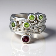 Anello in argento con Rodolite