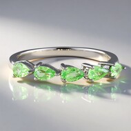 Anello in argento con Tsavorite della Tanzania