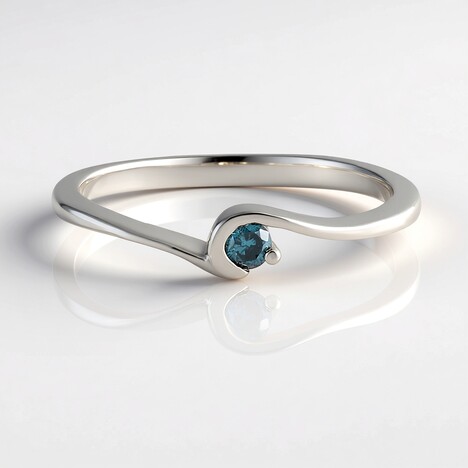 Anello in argento con Diamante Blu I2