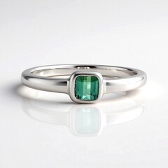 Anello in argento con Tormalina Verde di Benedito (Adela Silber)
