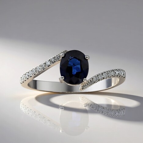 Anello in oro con Zaffiro Blu (Estée Collection)