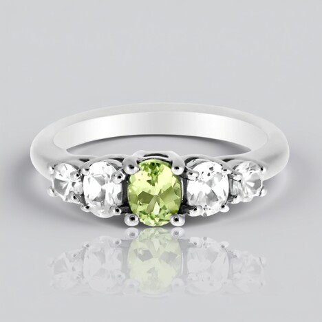 Anello in argento con Granato Mali