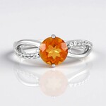 Anello in argento con Quarzo Arancione
