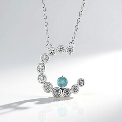 Collana in argento con Grandidierite