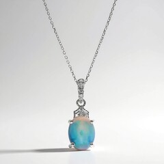 Collana in oro con Opale di Welo AAA