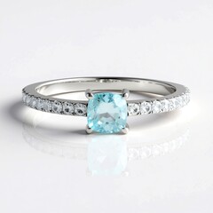 Anello in argento con Zircone Ratanakiri