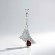 Zilveren hanger met een Mozambique granaat (MONOSONO COLLECTION)