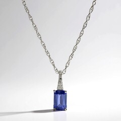 Collana in oro con Tanzanite AAA