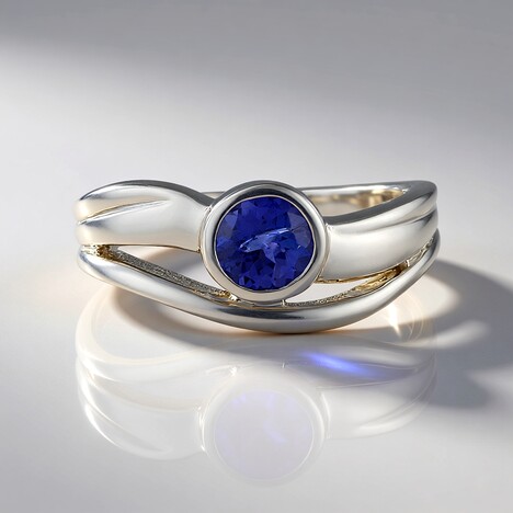Anello in argento con Tanzanite