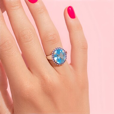 Anillo en plata con Topacio azul cielo