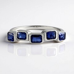 Anello in argento con Cianite del Nepal