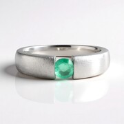Anello in argento con Smeraldo Russo