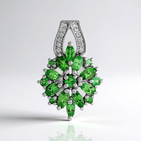 Pendentif en argent et Tsavorite de Tanzanie